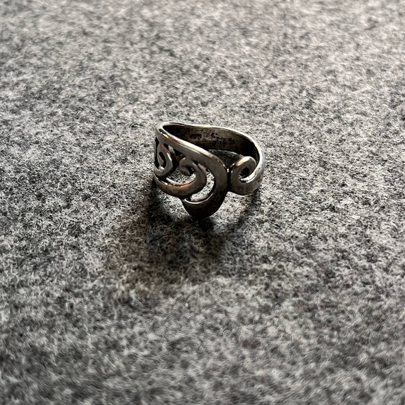 Sterling silver spiral ring - Picture 2 of 4